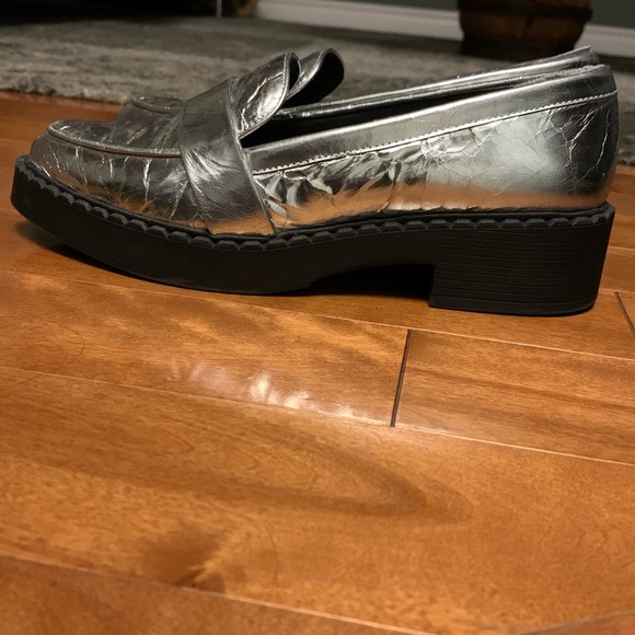 Echika Vince Camuto - Picture 4 of 6